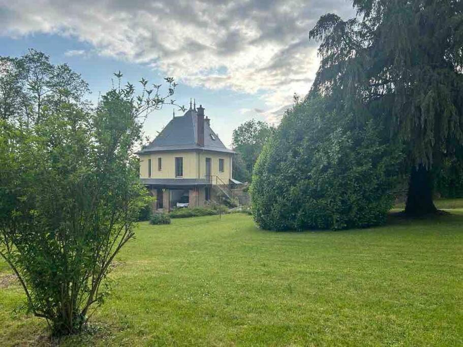 Maison Independante La Quietas Sur Les Hauteurs De Sedan Buitenkant foto